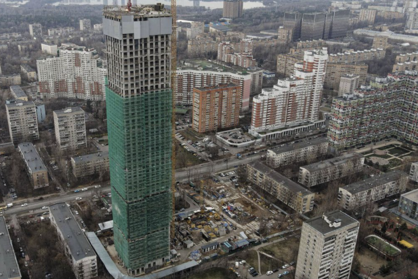 Завершено устройство монолитных конструкций на строительстве ЖК Crystal Завершено устройство монолитных конструкций на строительстве ЖК Crystal