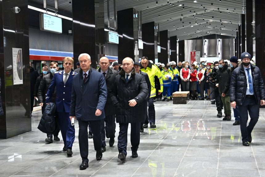Собянин: строительство БКЛ метро Москвы завершится в 2023 году Собянин: строительство БКЛ метро Москвы завершится в 2023 году